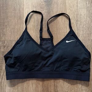 NIKE INDY BLACK SPORTS BRA SIZE L
